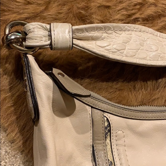 Coach shoulder bag with accents - Picture 4 of 6